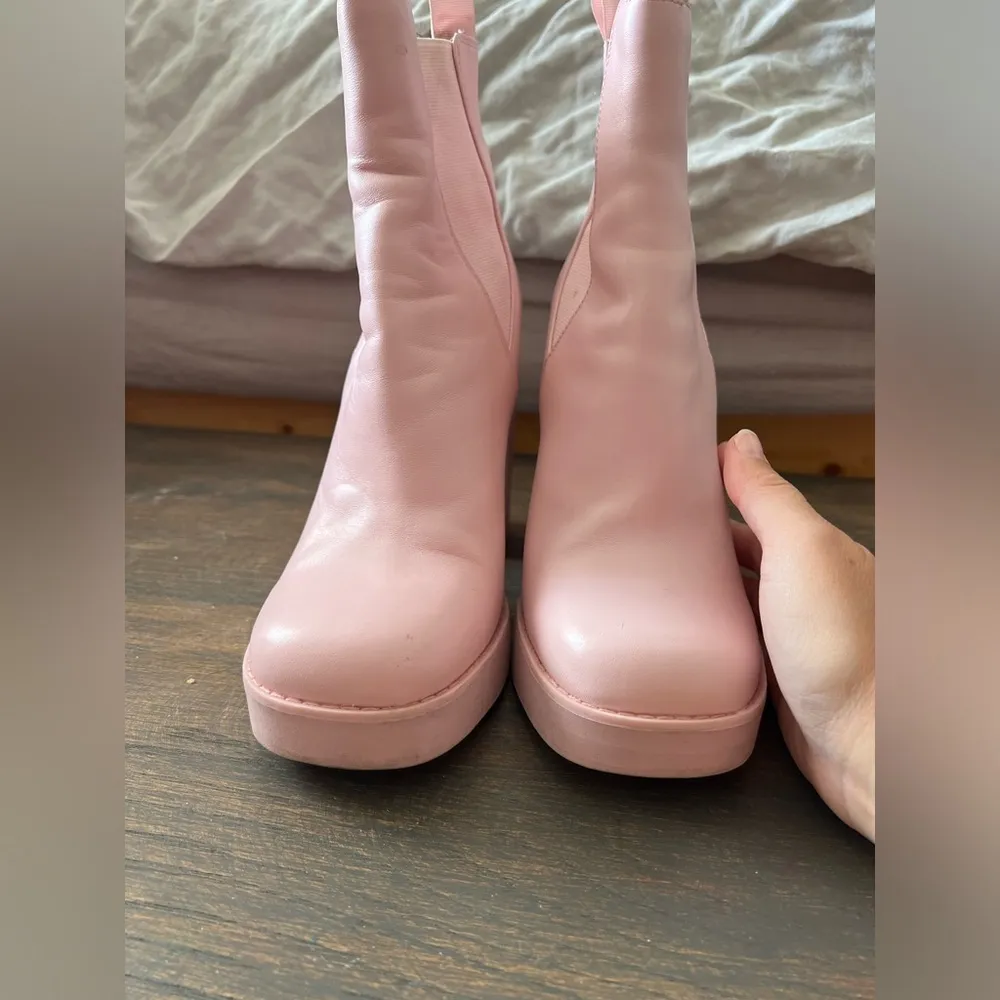 Steve Madden Pink Leather Triple platform Boots - Image 12