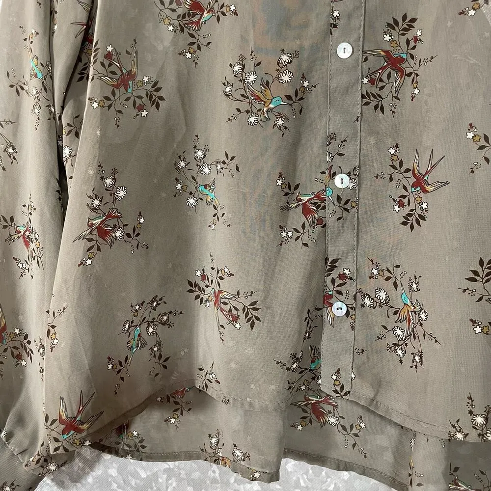 Papaya Gray Floral Button Front Back Cutout Top - Size Medium - Long Sleeves - Image 3