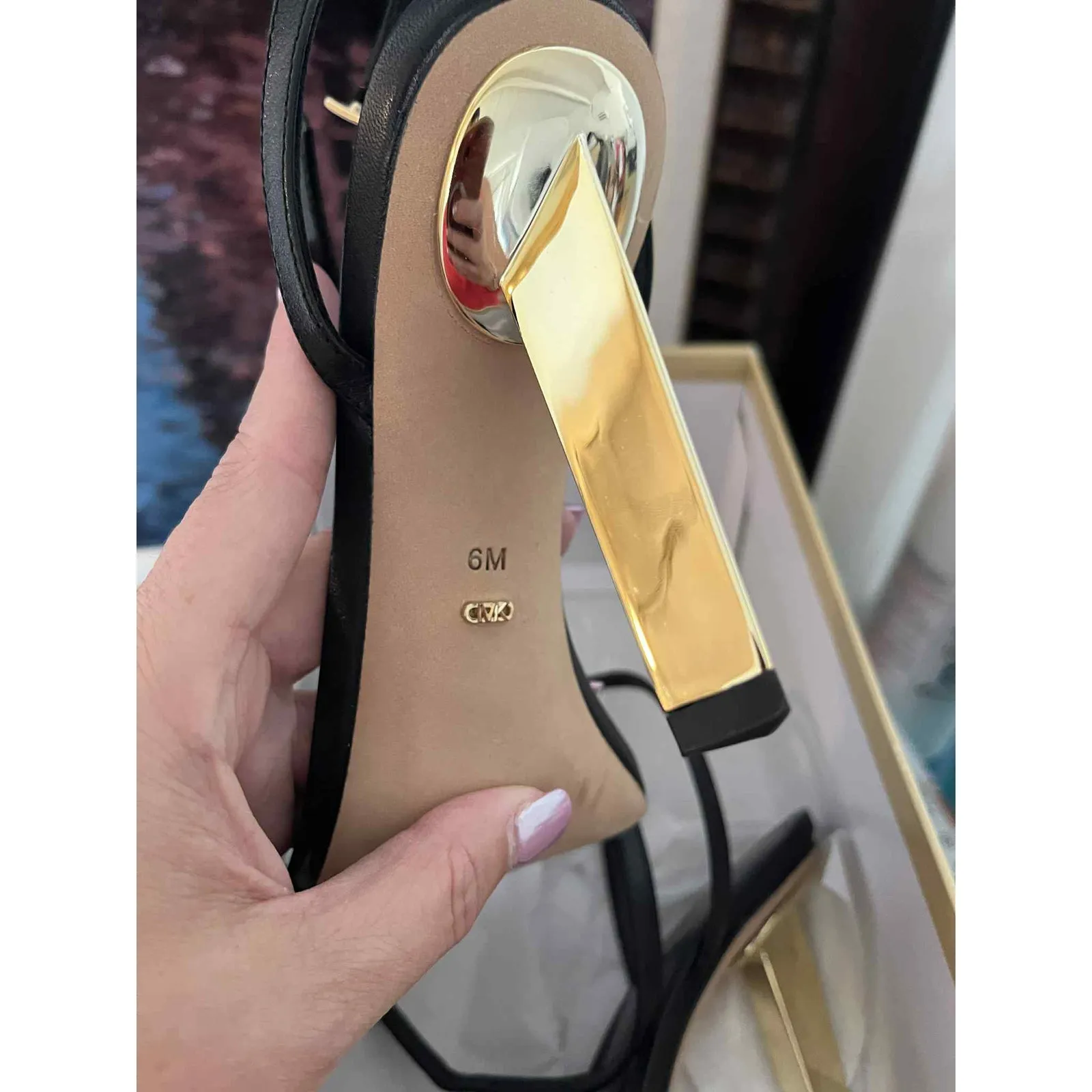 Michael Kors Halle Sandal Black Leather with Buckle Strap Gold Heels Size 6. NIB - Image 4