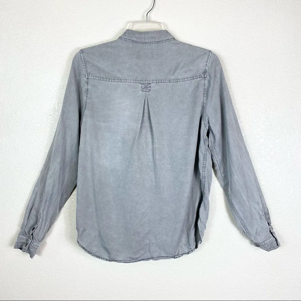 Universal Thread Grey Long Sleeve Oversized Button Up Shirt - Image 5