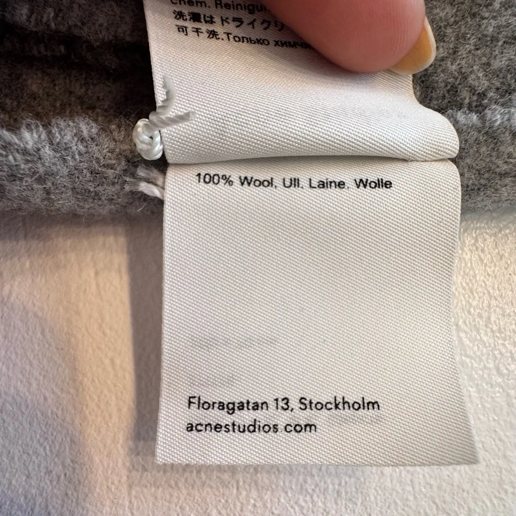 Acne Gray Wool Scarf - Image 4