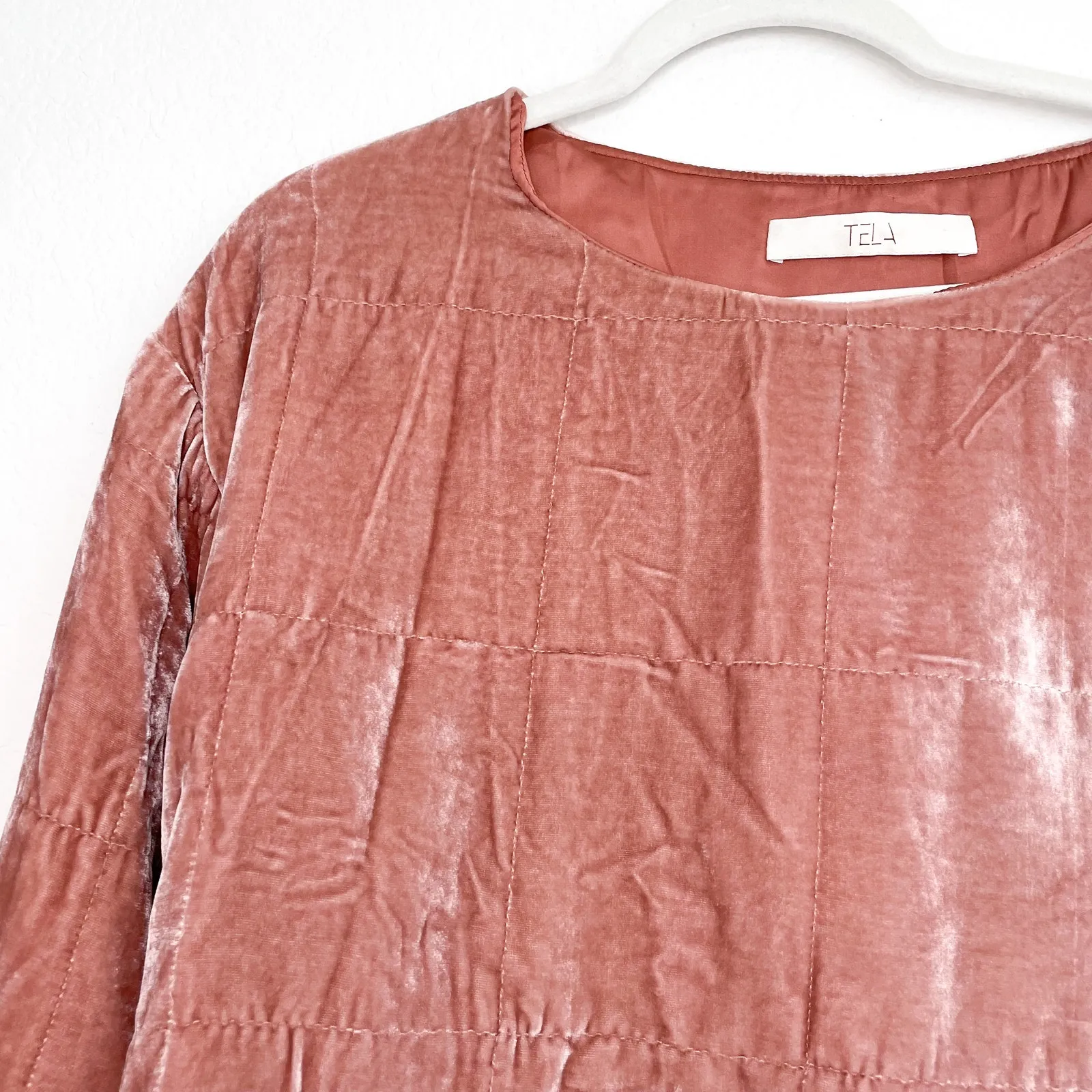 TELA Tortellino Dusty Rose Pink Quilted Velvet Long Sleeve Top - Image 8