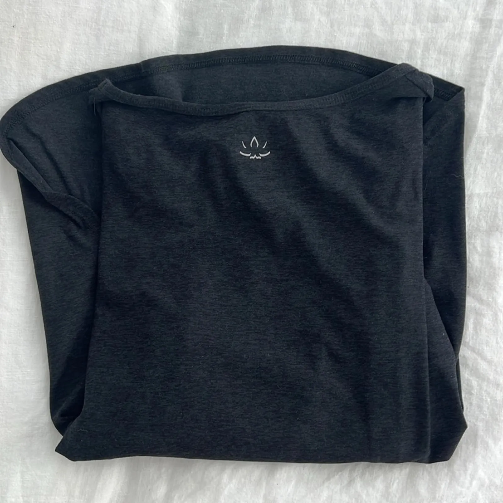 Beyond Yoga Featherweight Scoop Neck Curved Hem Long Sleeve Top Darkest Night S - Image 6