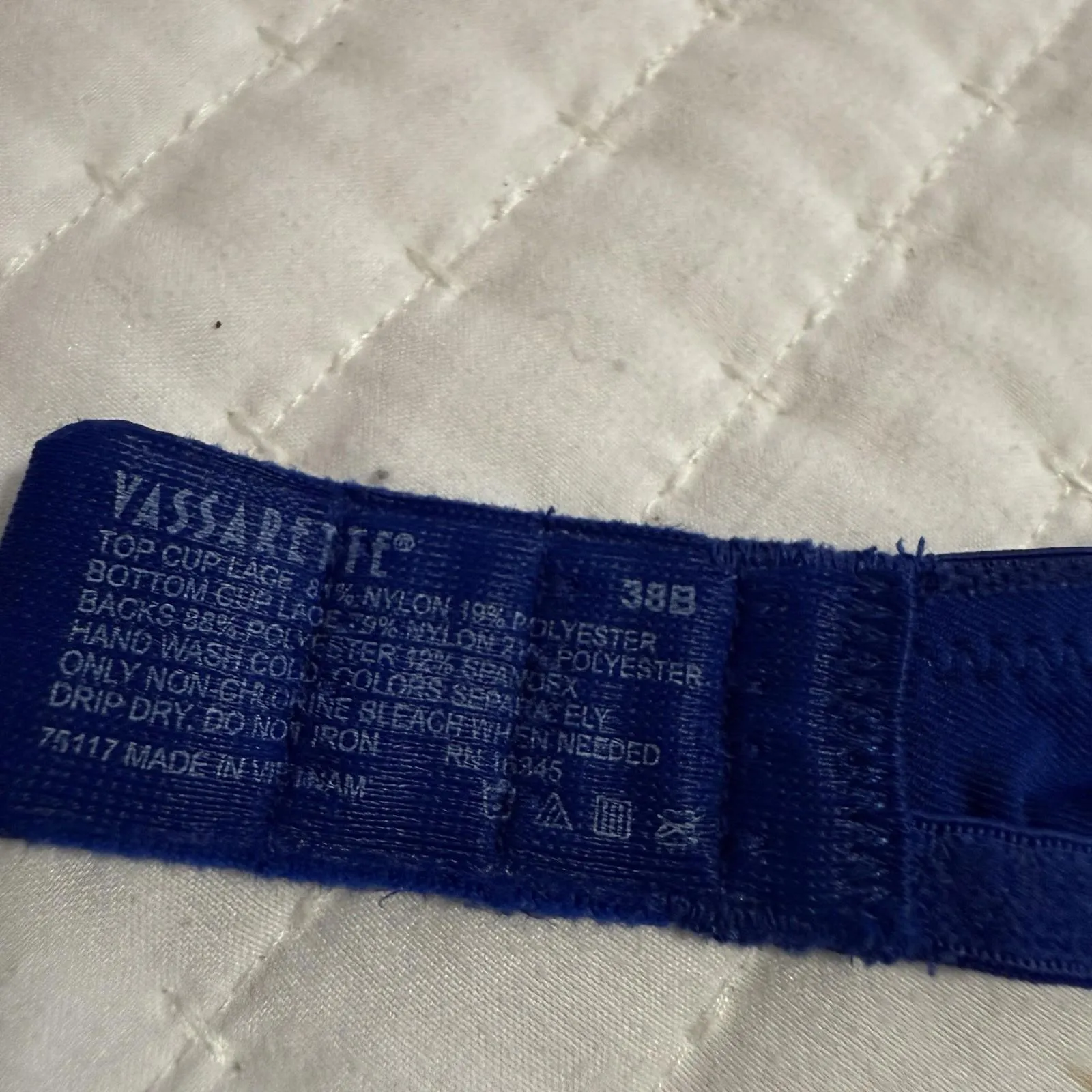 Vassarette 38B Blue Floral Lace Underwire Bra Unlined Style 75117 - Image 2