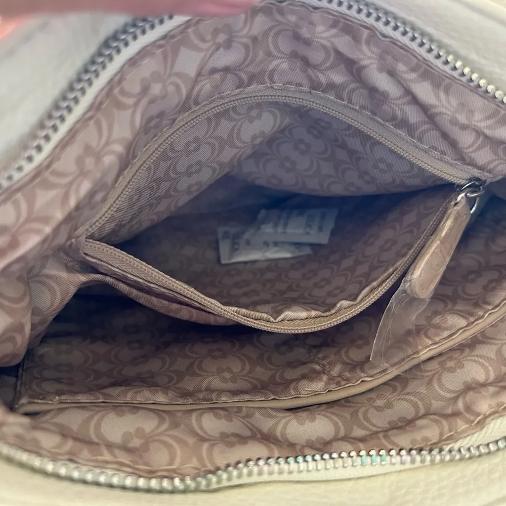 LIKE NEW!! Charming Charlie’s purse - Image 7