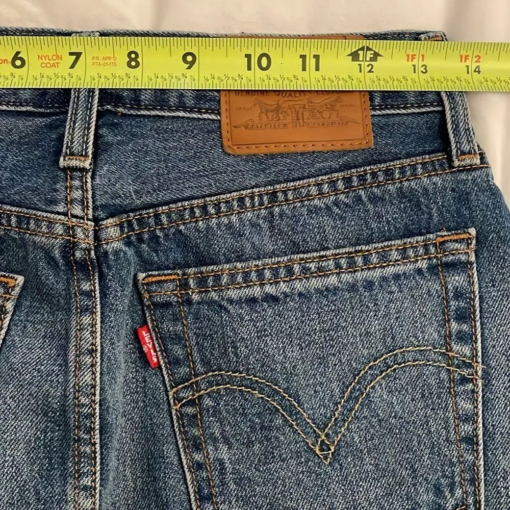Levi's Premium Denim Blue Jean Mini Skirt Womens Size W25 Raw Hem Button Fly - Image 7