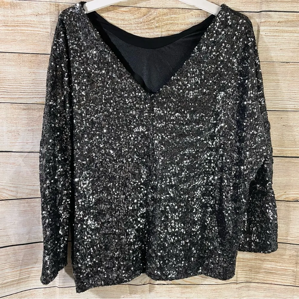 sequin special edition blouse women Size Medium - Image 10