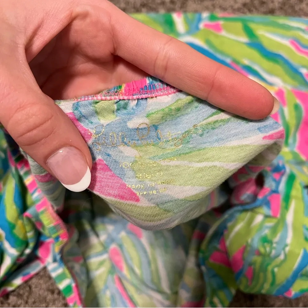 Lilly Pulitzer Pattern Blouse - Image 4