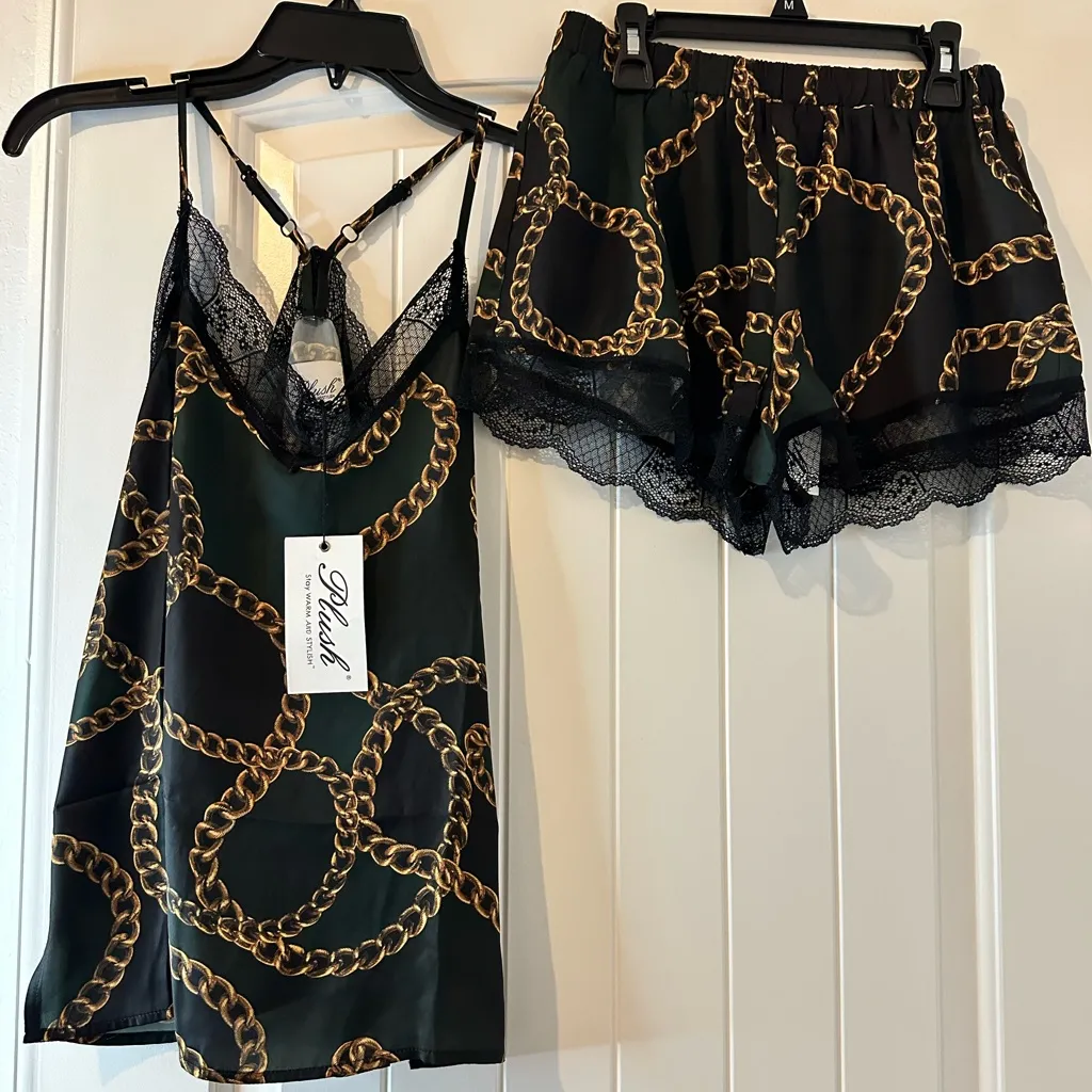 Revolve  Plush‎ PJ Set Chain Link Lace Satin - Image 2