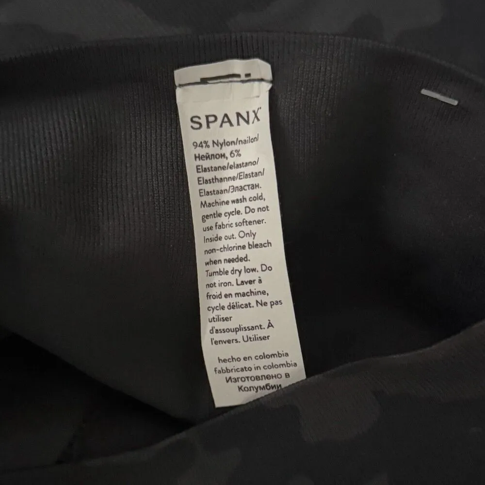 Spanx Pants Womens Small Gray Black Camo Seamless Look at Me Now Leggings Casual - Image 7