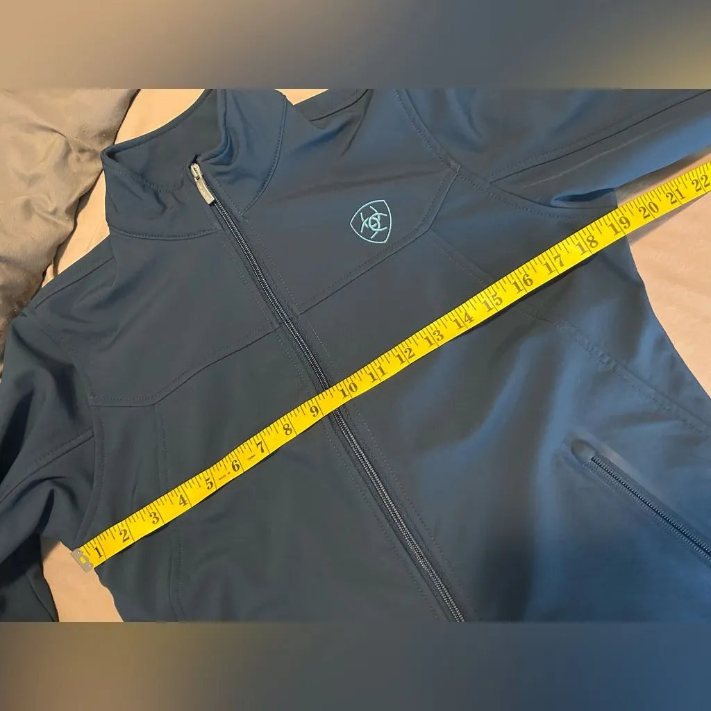 NWOT Women’s Ariat Team Softshell Jacket Deep Petroleum Blue Size M Western - Image 12