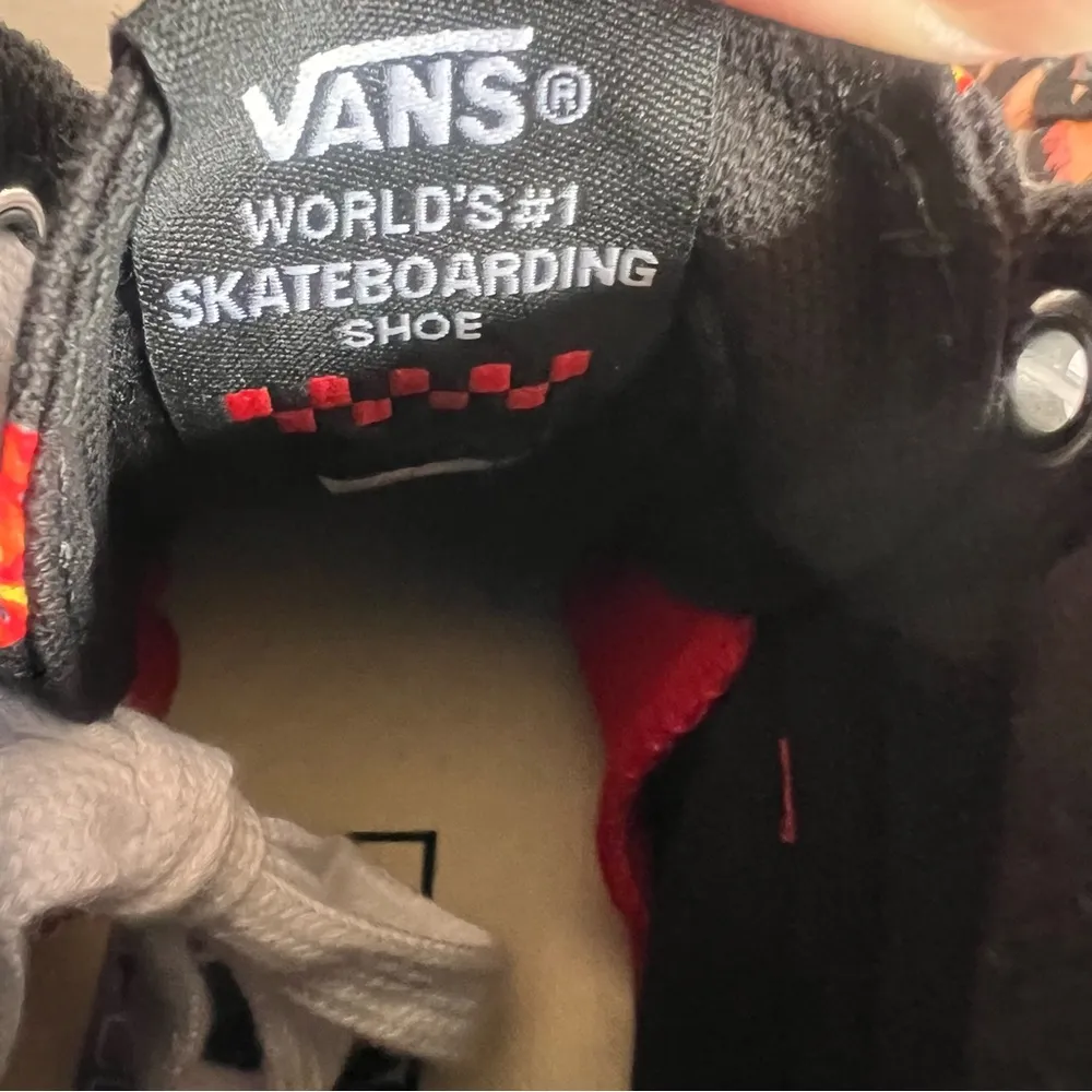 VANS Thraser x Skate Sk8-Hi Allover Thrasher Logo Shoe Size 4 or 6 SKU#243150 - Image 7