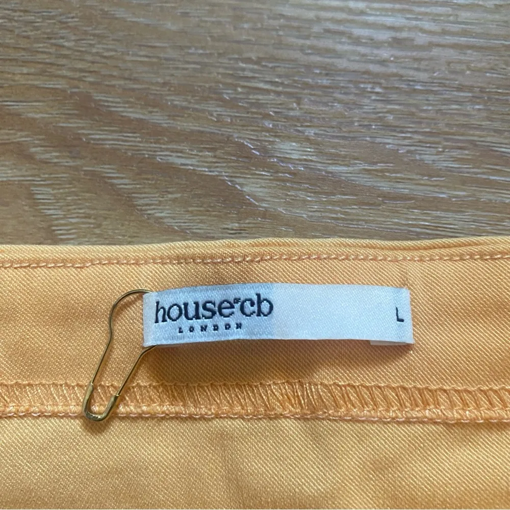 NWOT House of CB Nisha tangerine mini sculpting skirt! - Image 7