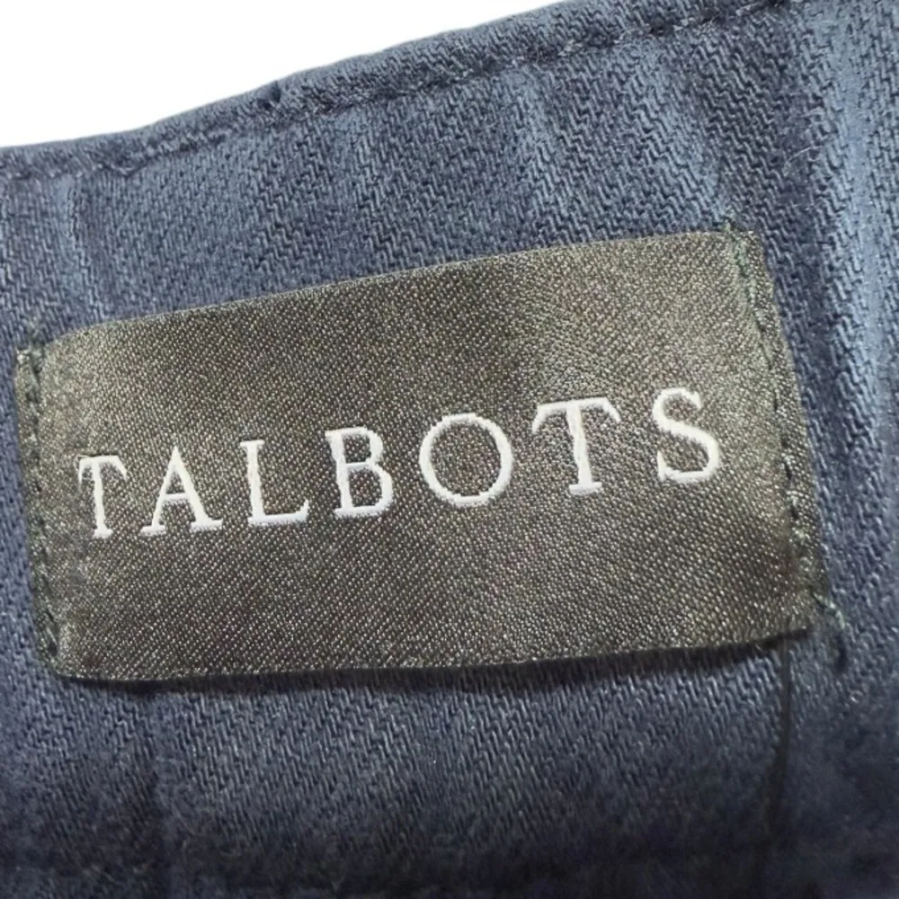 NWT Talbots‎ SuperSoft Cropped Cargo Pants Navy 6 - Image 2