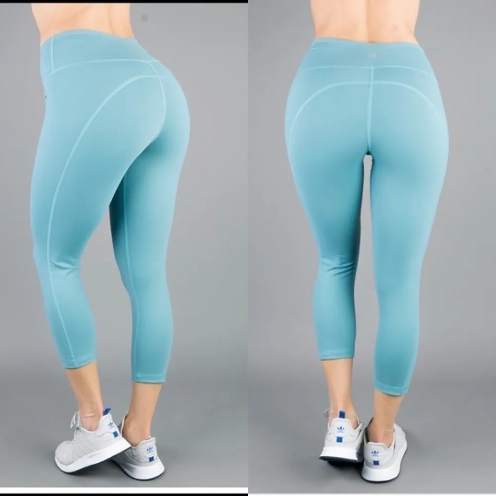 Buffbunny Camilla Cropped Legging Marlin Small - Image 2