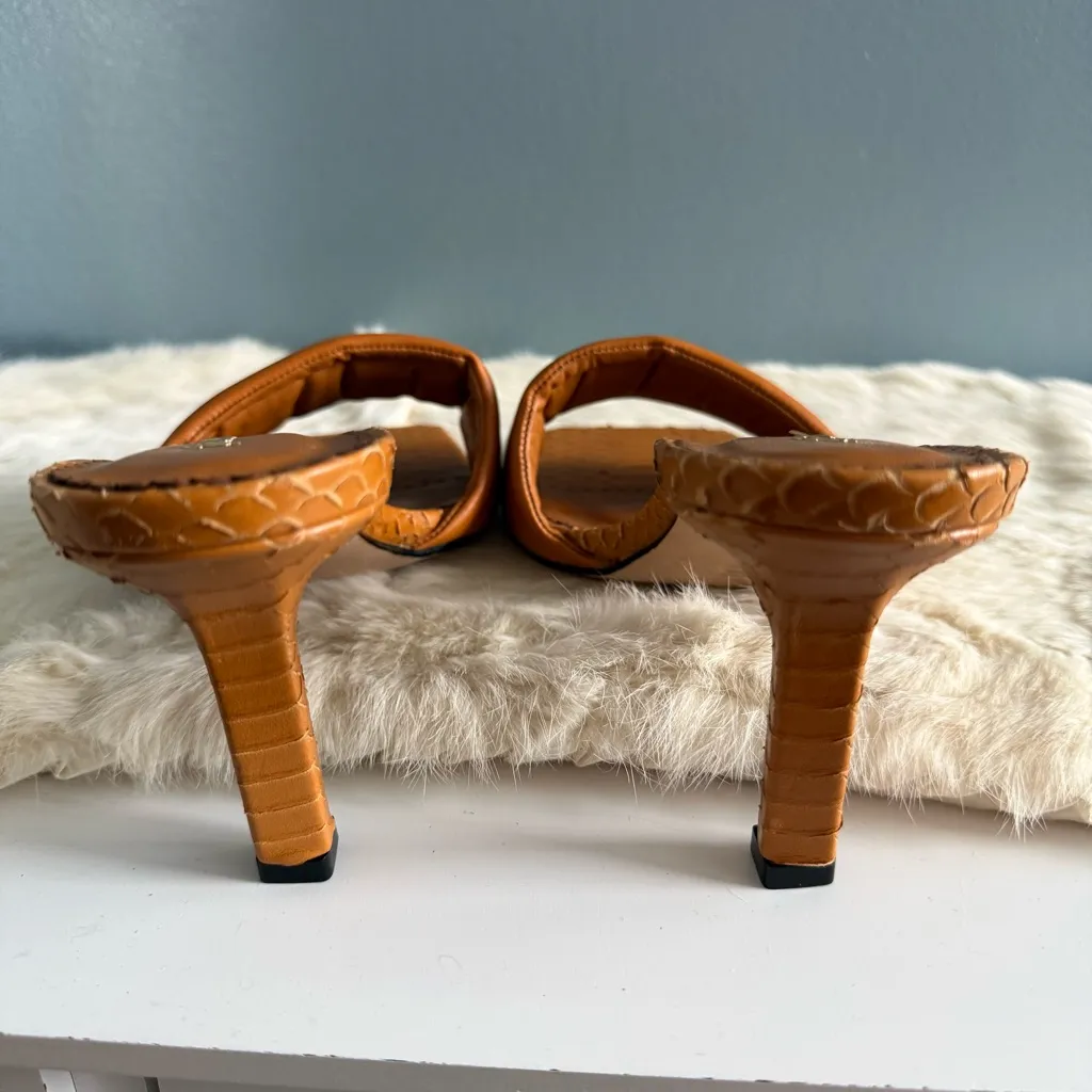 Paula Torres Heeled Mostarda Snakeskin Mule Orange Size 10 - Image 5