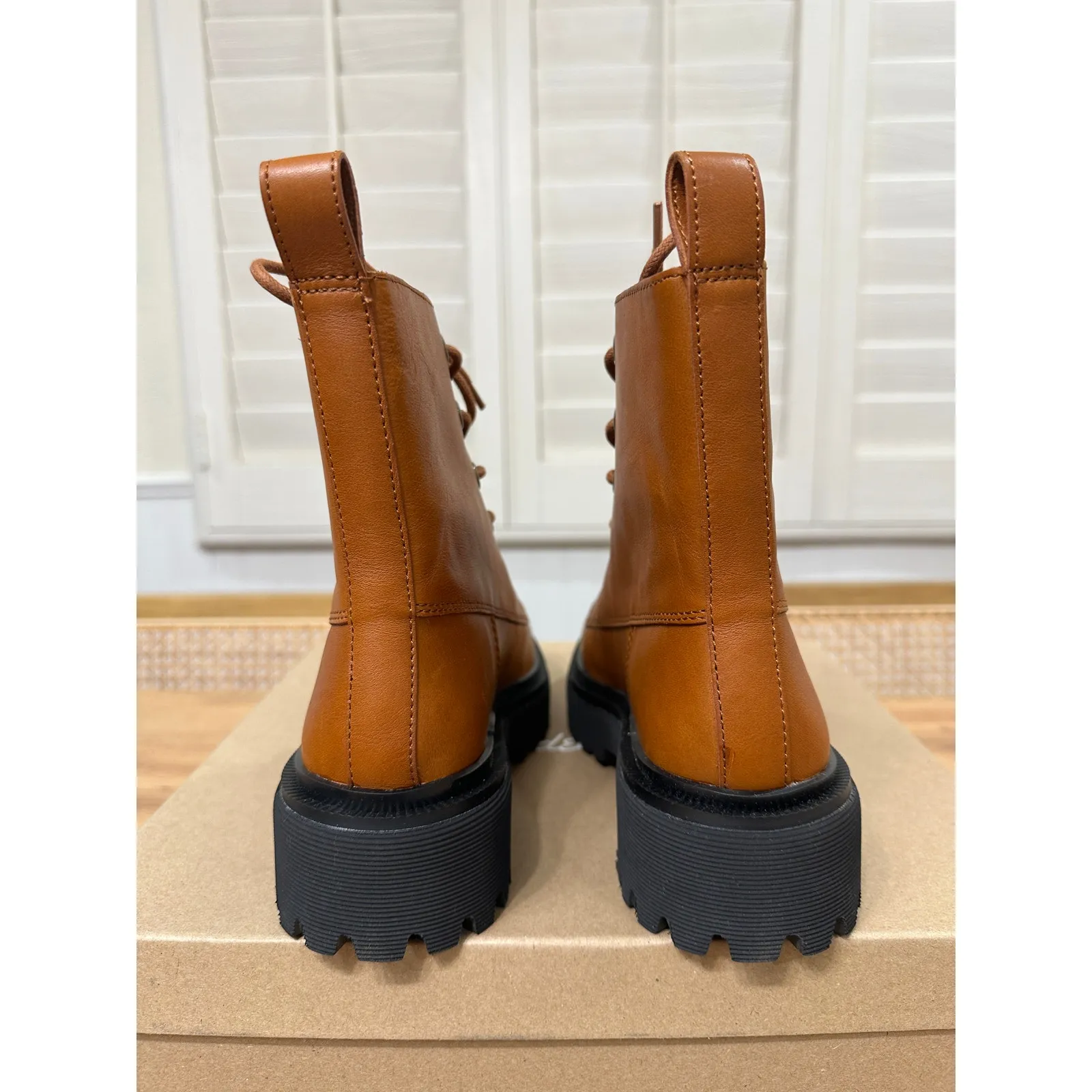 Madewell The Rayna Lace-Up Boot English Saddle Leather Size 5.5 NIB Combat Boot - Image 10