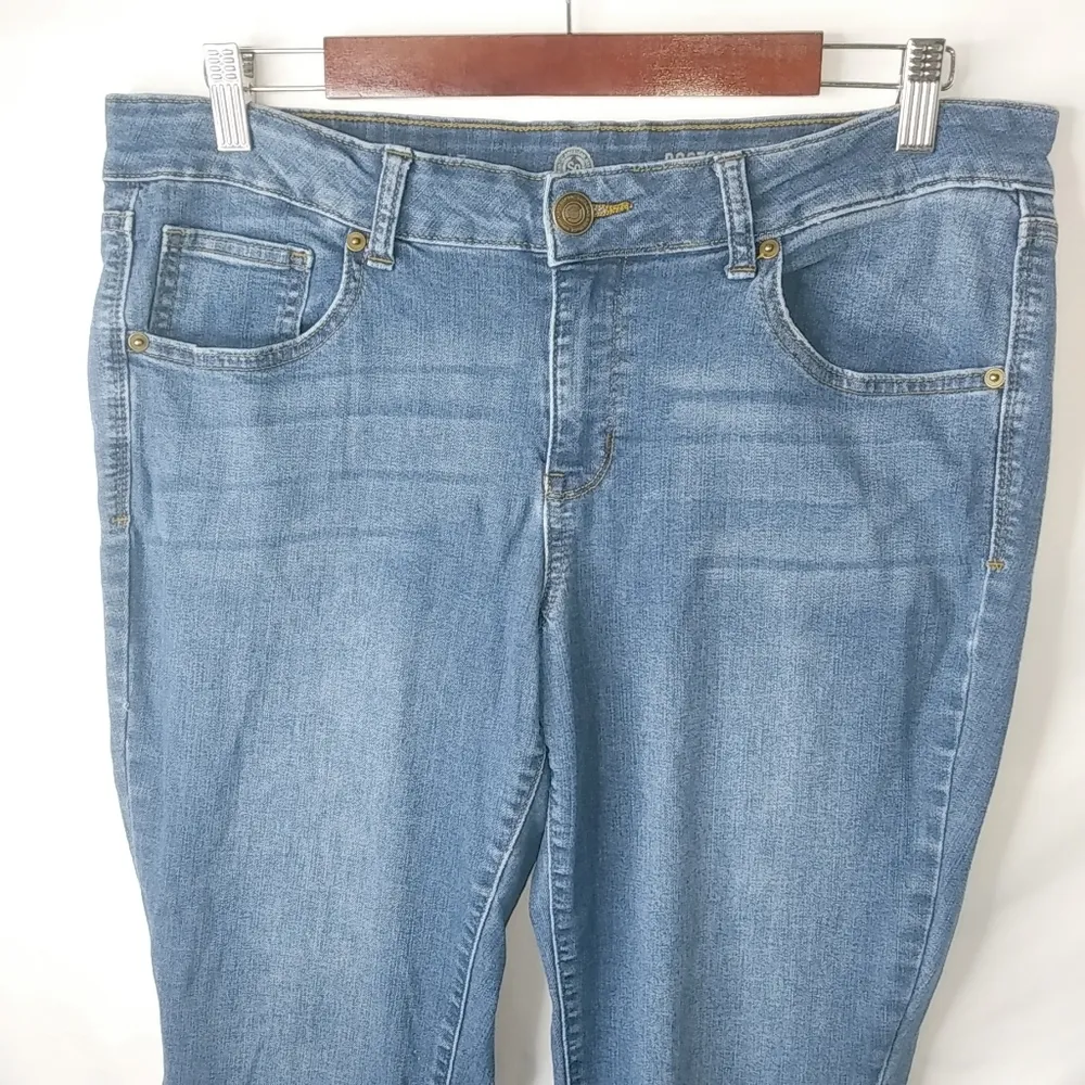 SO 17 34x30 Dark Wash Boot Jeans Plus - Image 10