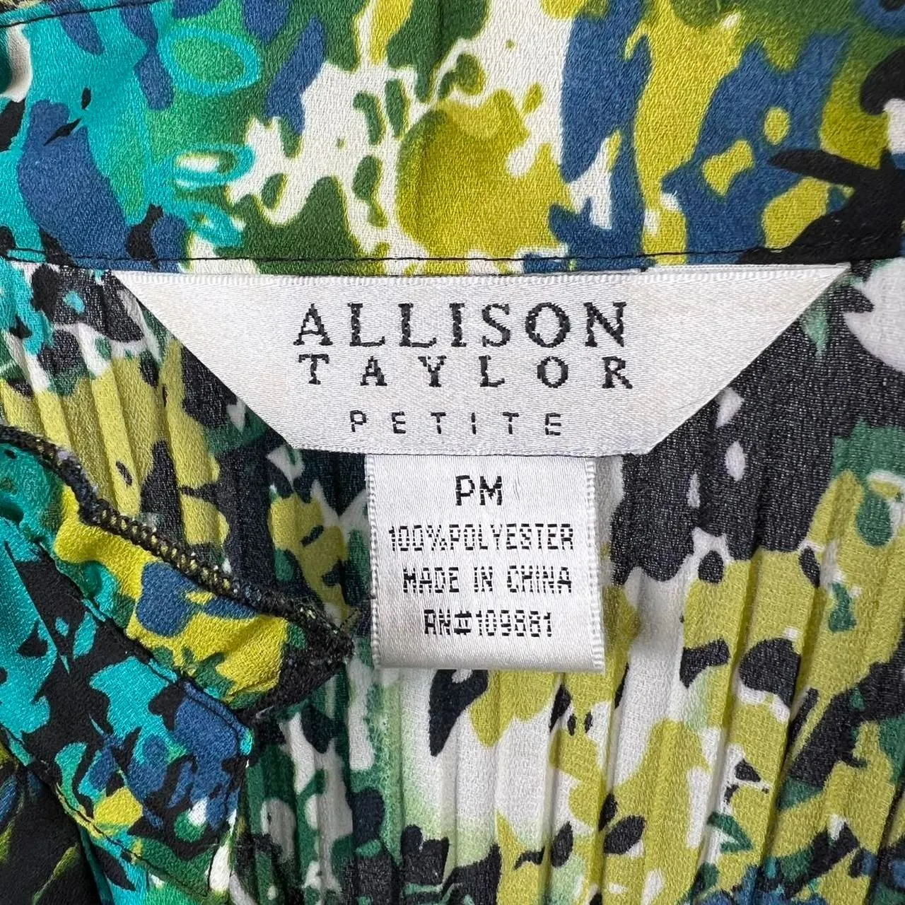 Y2K ALLISON TAYLOR PETITE Pleated Ruffle Abstract Blouse - PM - Image 8
