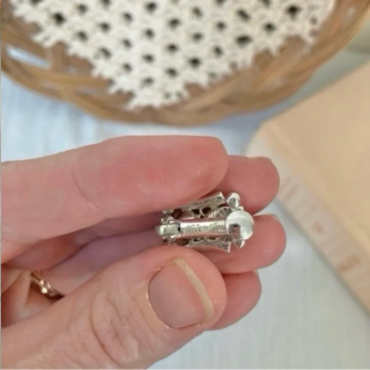 Vendome Pearl Rhinestone Earrings Vintage Elegant Classic Style Minimal Pearlcore Silver - Image 8