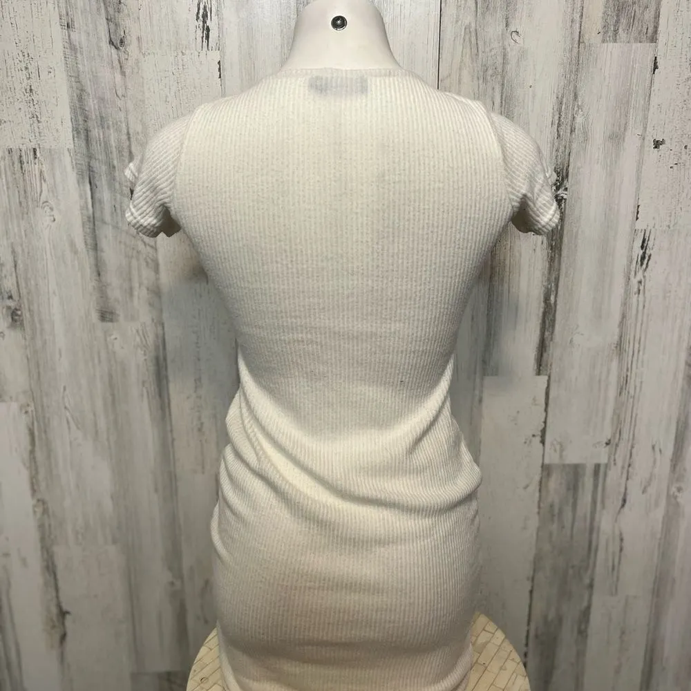 White dress - Image 4