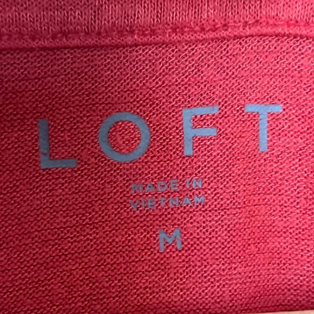 LOFT Women's Long-Sleeve Top Size M Red - Image 3