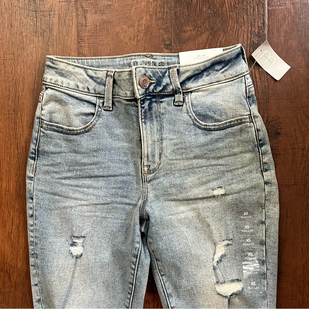 MAURICES distressed/ripped jegging high rise jeans, size XS, NWT - Image 3