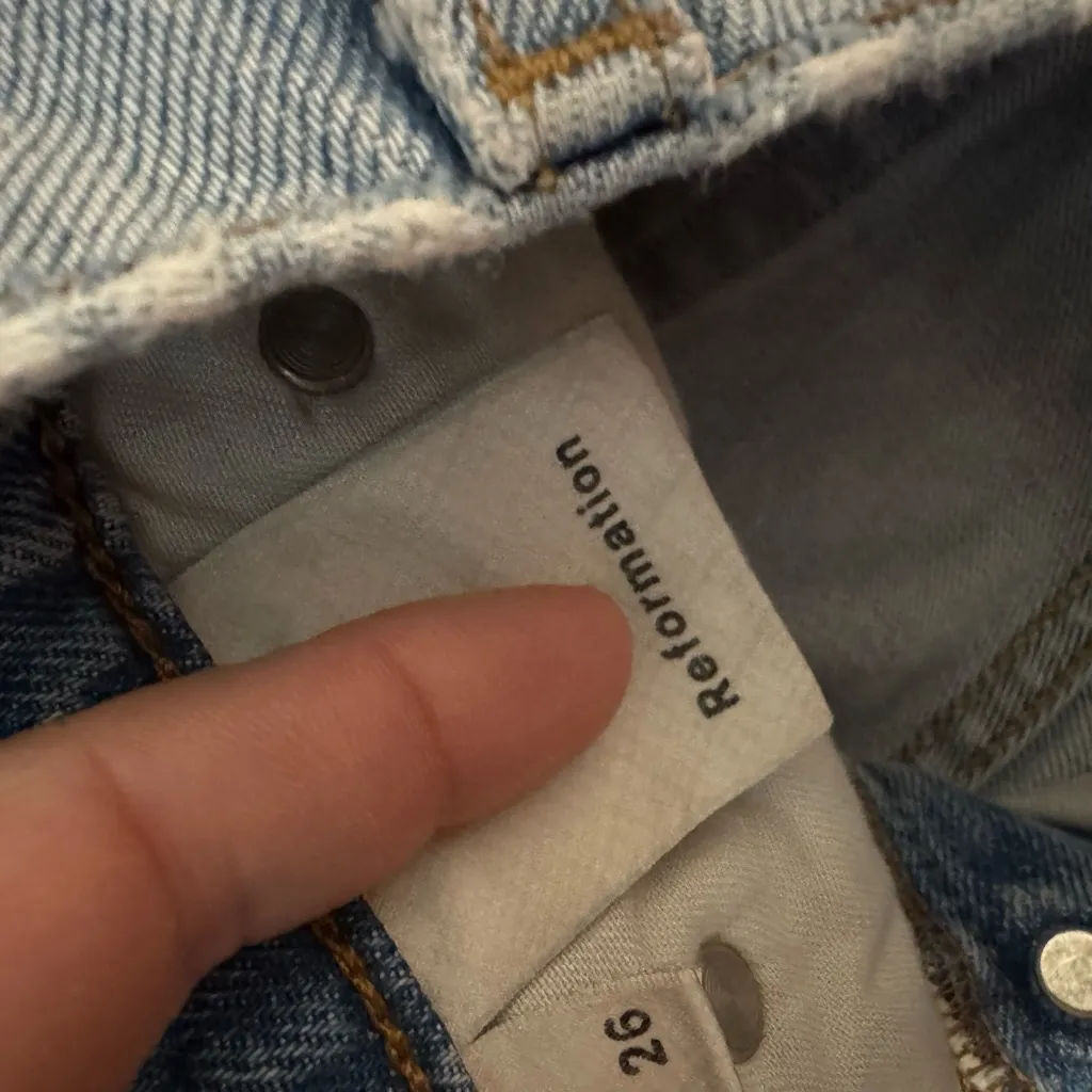 Reformation lola Distressed Denim Shorts - Light Blue size 26 - Image 3