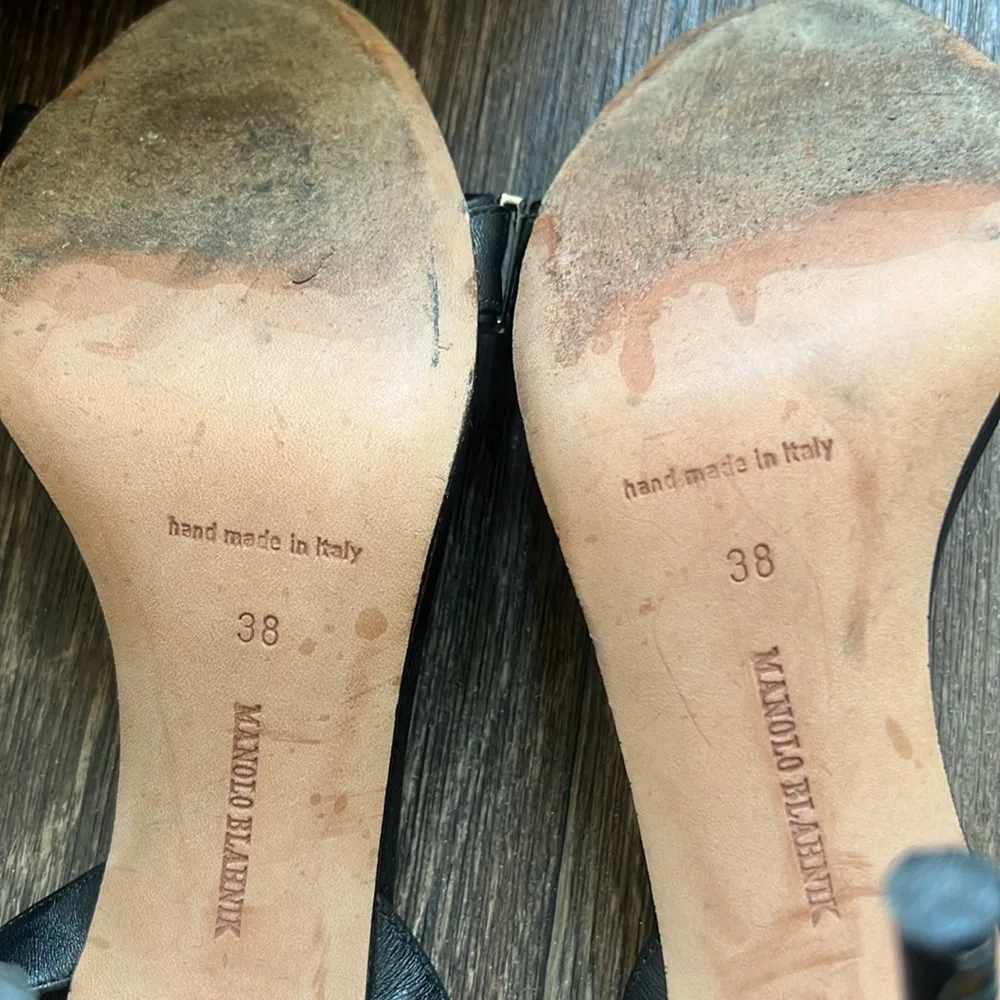 Manolo Blahink Chain Heels - Image 9