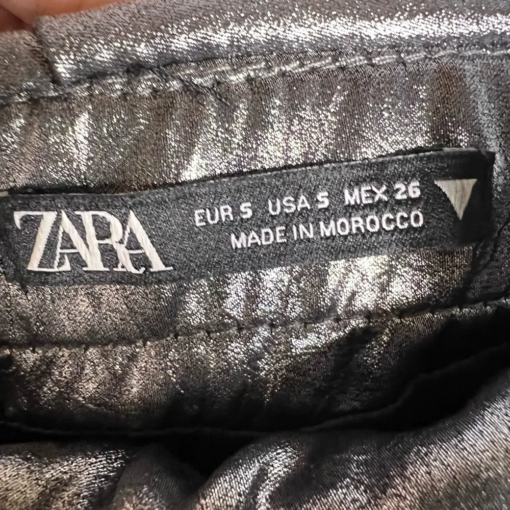 Zara VOLUMINOUS SHORT DRESS.  Size Small - Image 7