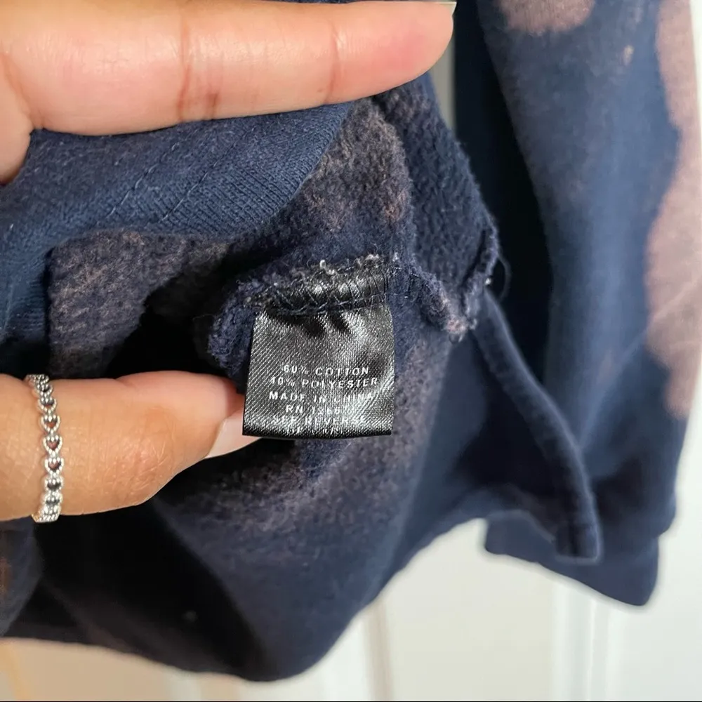 NFL New England Patriots Custom One Of A Kind Reverse Dyed Sweatshirt SZ L - Image 6