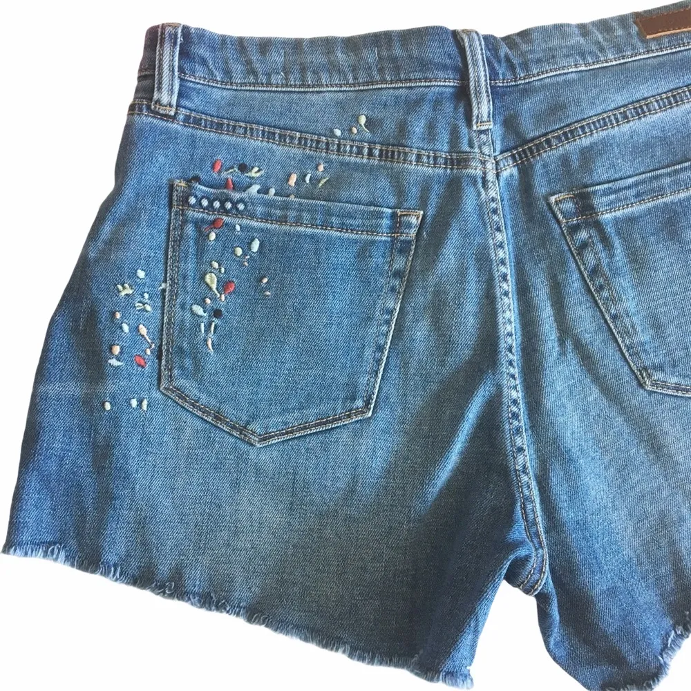 new BlankNYC ★ Festival Floral Embroidery Denim Cut Off Shorts ★ Inside Joker 30 - Image 11
