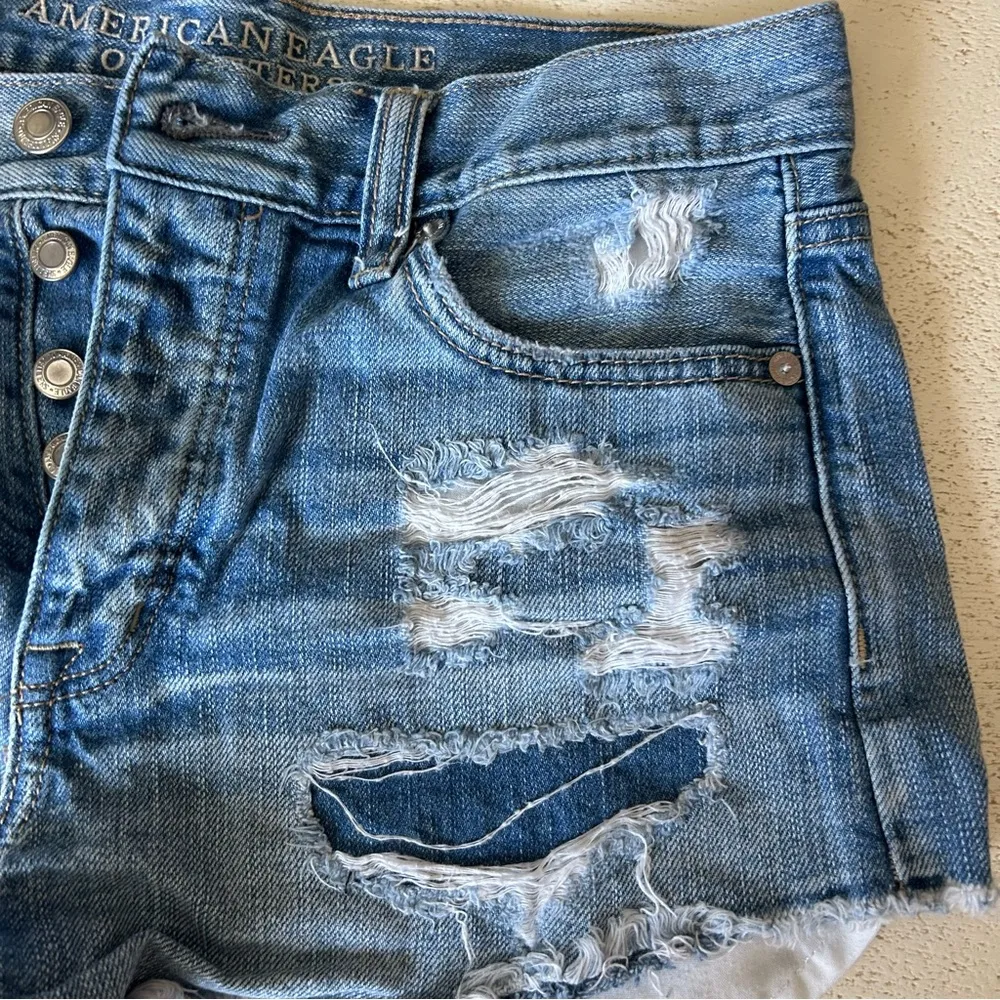American Eagle Vintage Hi-Rise Festival Destroyed Denim Shorts, Size 4 - Image 4