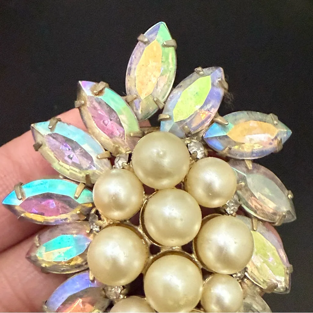 Vintage Aurora Borealis Marquise Rhinestones Faux Pearl Silver - Image 10