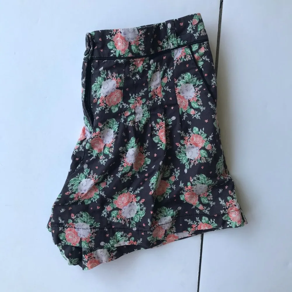 Topshop Floral Shorts Size 8 High Waist Wide legs - Image 9