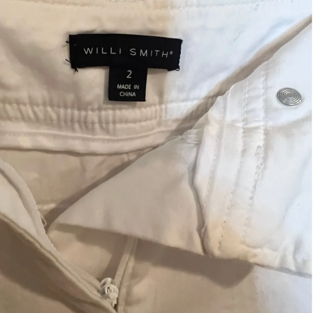 Vintage & Elegant Willi Smith White Denim like button front midi Skirt - Image 4