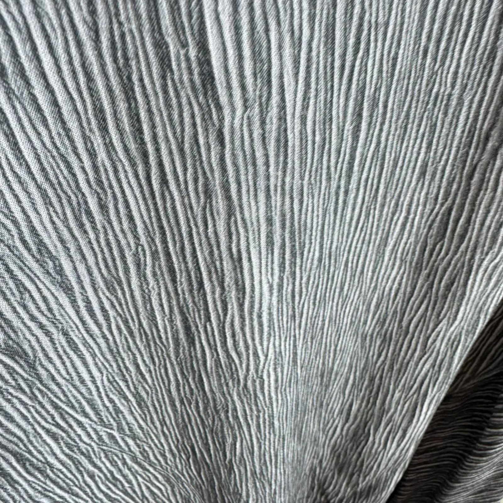 Soft Surroundings Gray Viscose Cowl Neck Gauze Fabric Lightweight Tunic Size M - Image 3