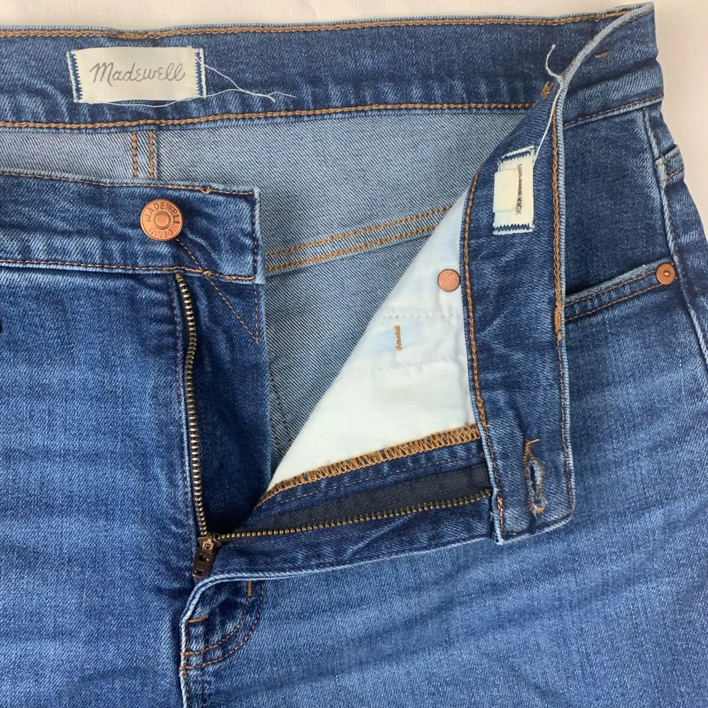 Madewell size 32 kick out mid rise crop Indigo Flare Jeans distressed blue denim - Image 5