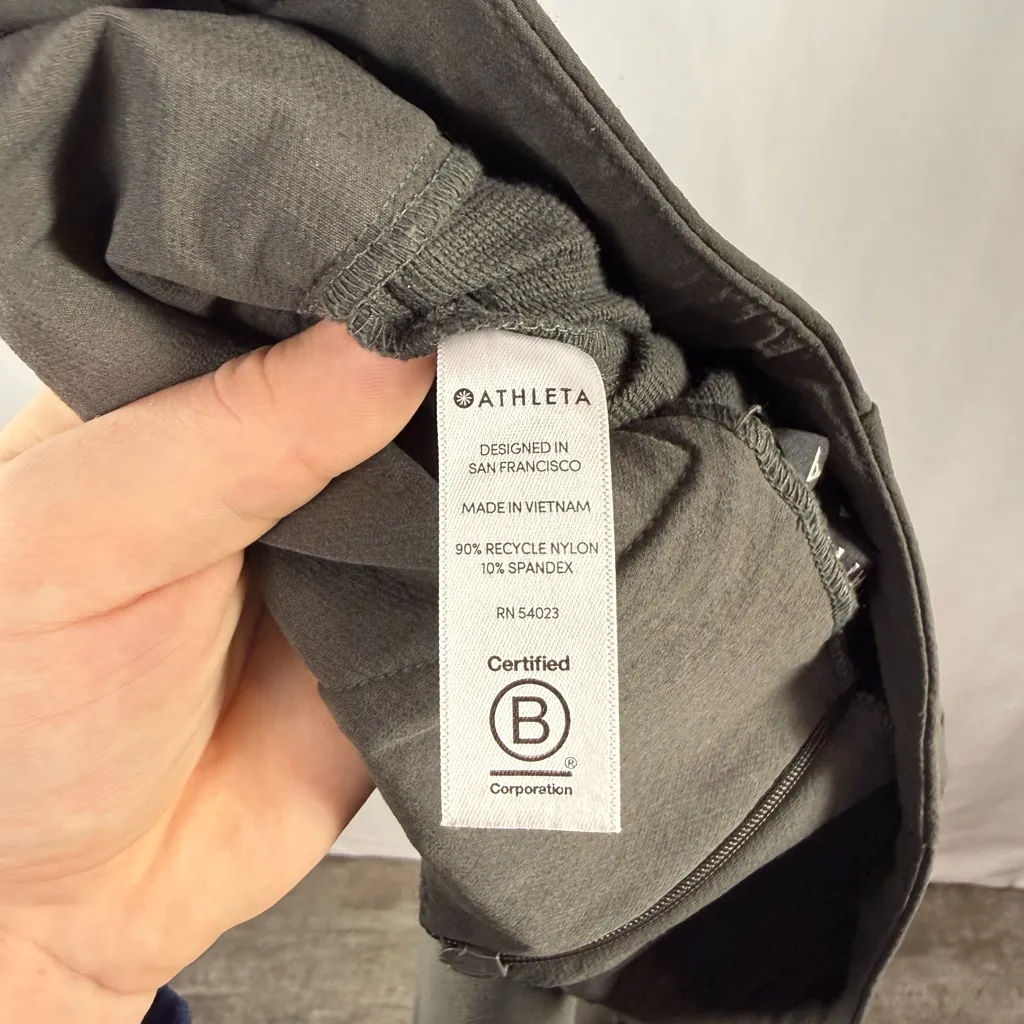 Athleta Wander Slim Straight Crop Pant in Arbor Olive Green Size 4 - Image 6