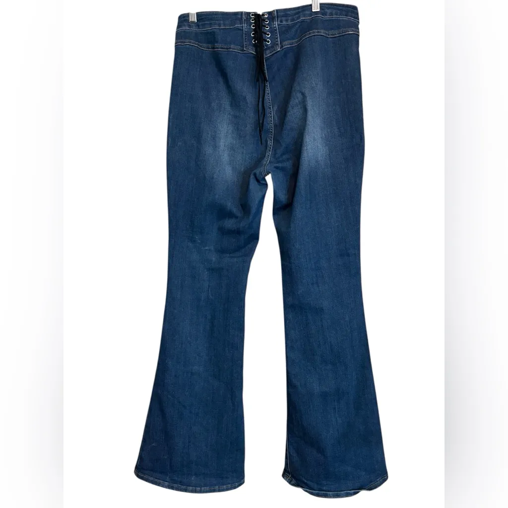 S.O.N.G. 15/32 ✨ lace up back fit n flare Women's Blue Flared Jeans EUC Size undefined - Image 2