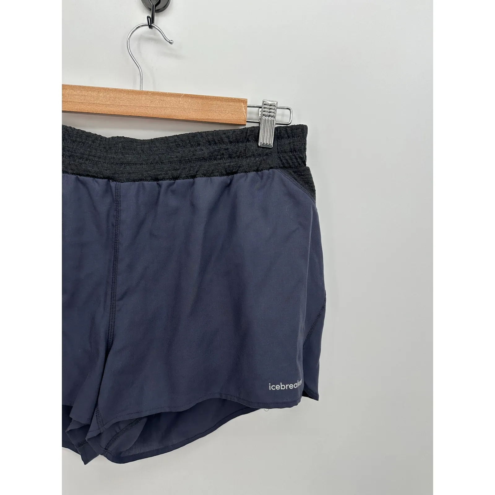 Icebreaker 125 ZoneKnit Shorts Womens Size L Gray Black Running Gym Wool Blend Size L - Image 4