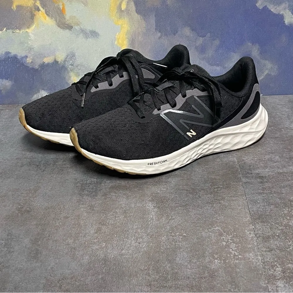 New Balance Fresh Foam Arishi V4 Women's Black Running Shoes Size 8.5B - Image 3