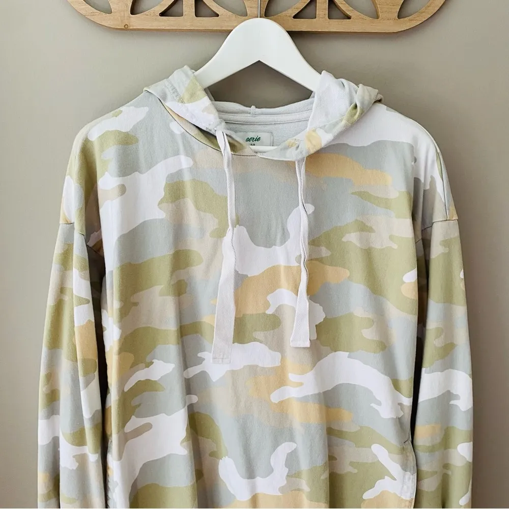 aerie Pullover Camo Hoodie Green Sz Small - Image 2