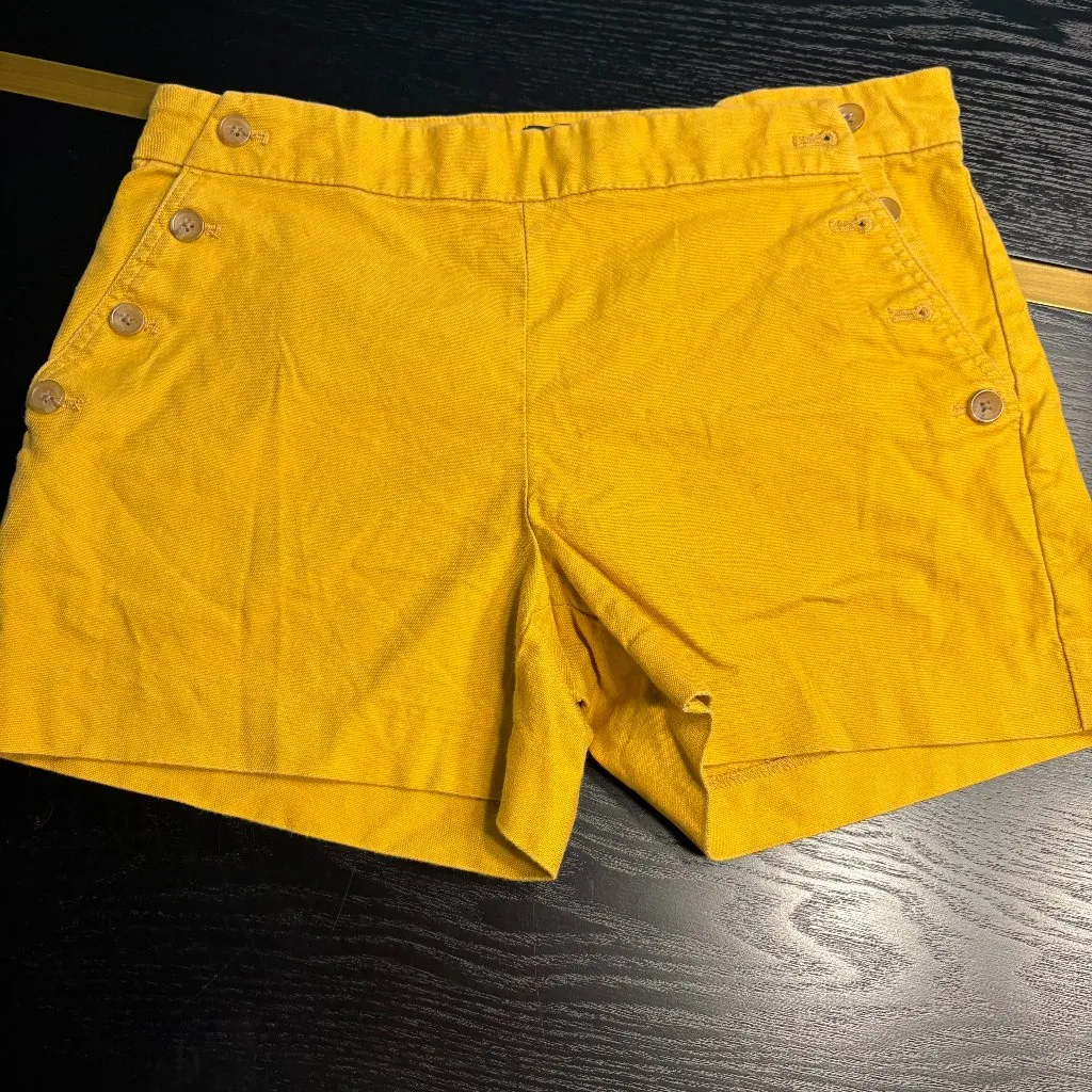 Banana Republic Shorts Mustard Yellow Size 2 - Buttons (4) Each Side Closure EU - Image 2