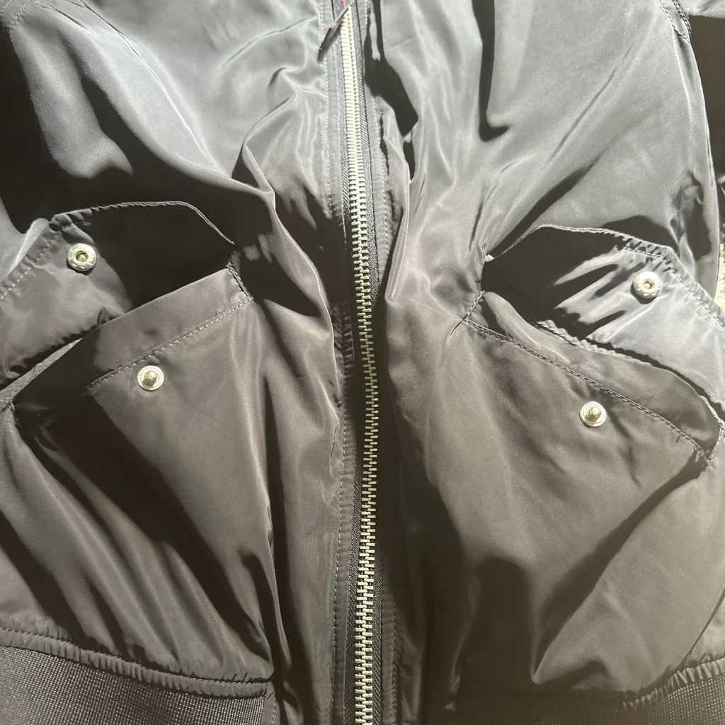 H&M  Black and Red Bomber Jacket - Image 9