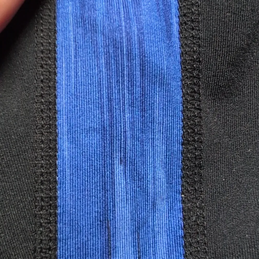 Gap Fit  Capris | GAP Fit Athletic Capri Leggings - Image 11