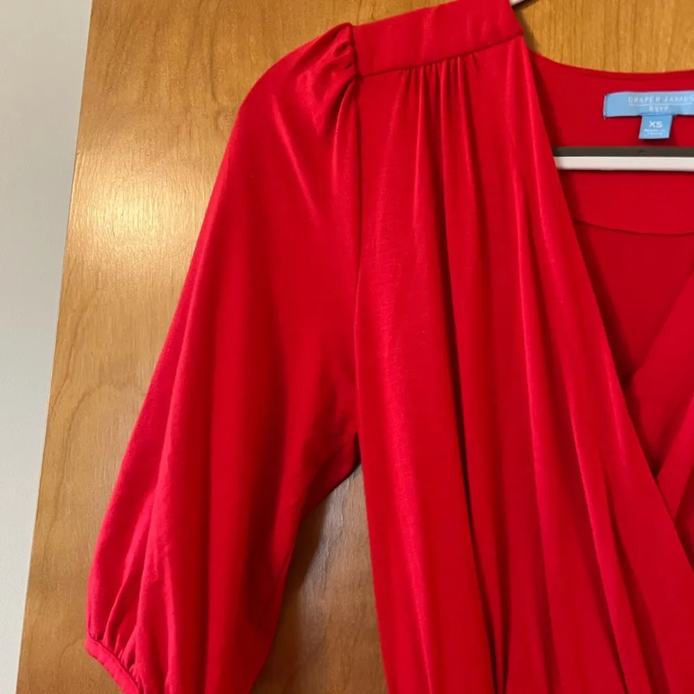 DRAPER JAMES RSVP Reese Witherspoon Knit Wrap Dress Red NWT Size XS - Image 2