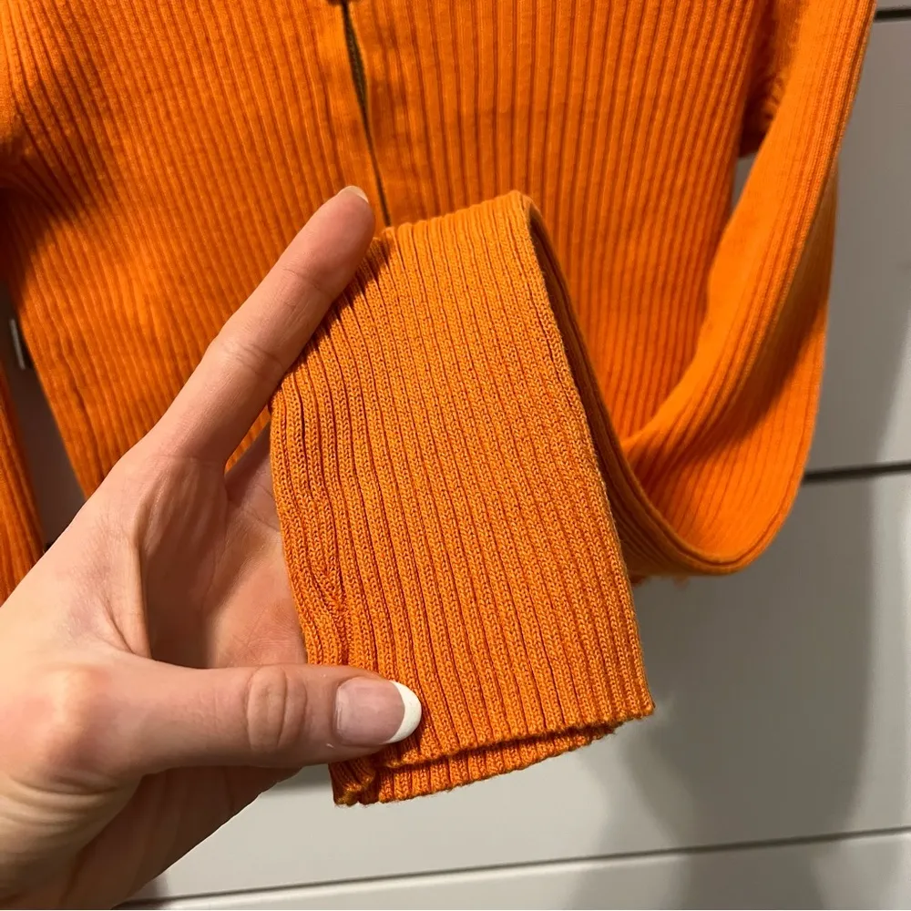 Tory Burch Orange Cropped Ribbed Sweater - Image 6