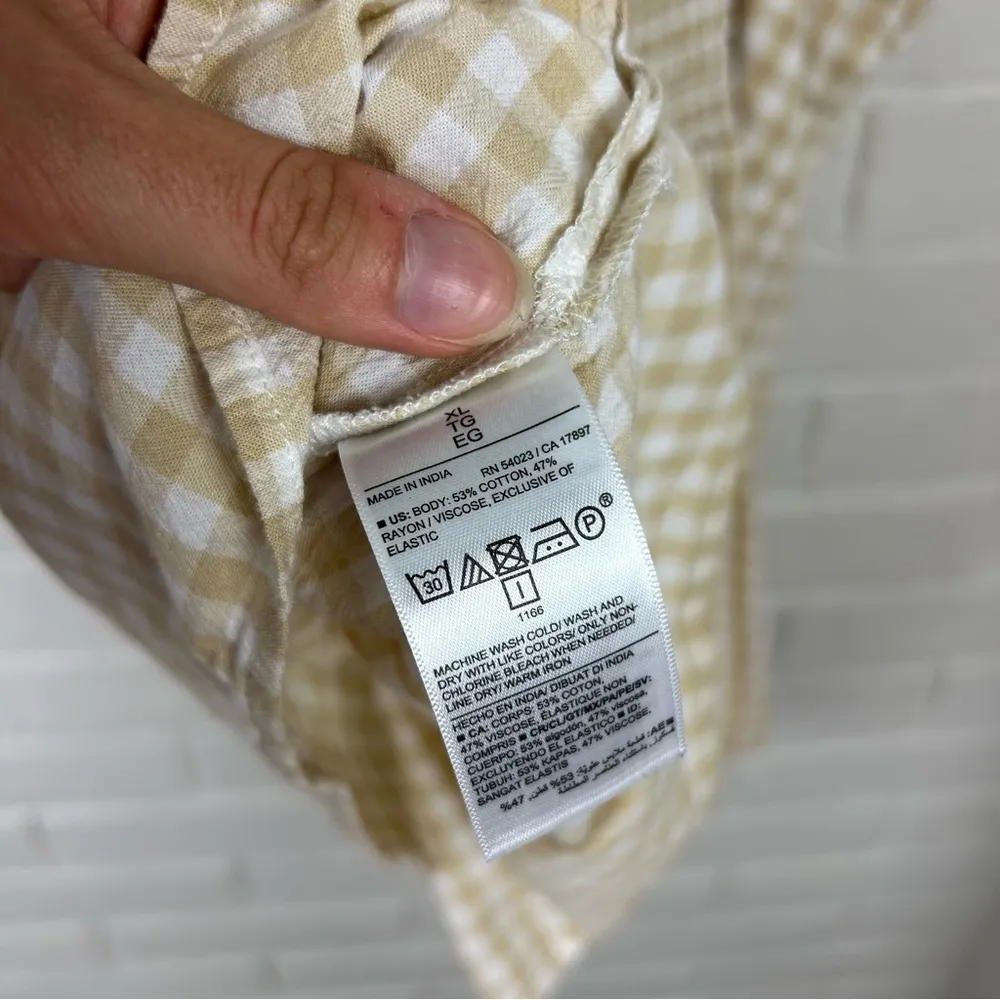 Old Navy Neutral Gingham Print Twist Front Tank Top Size XL - Image 10