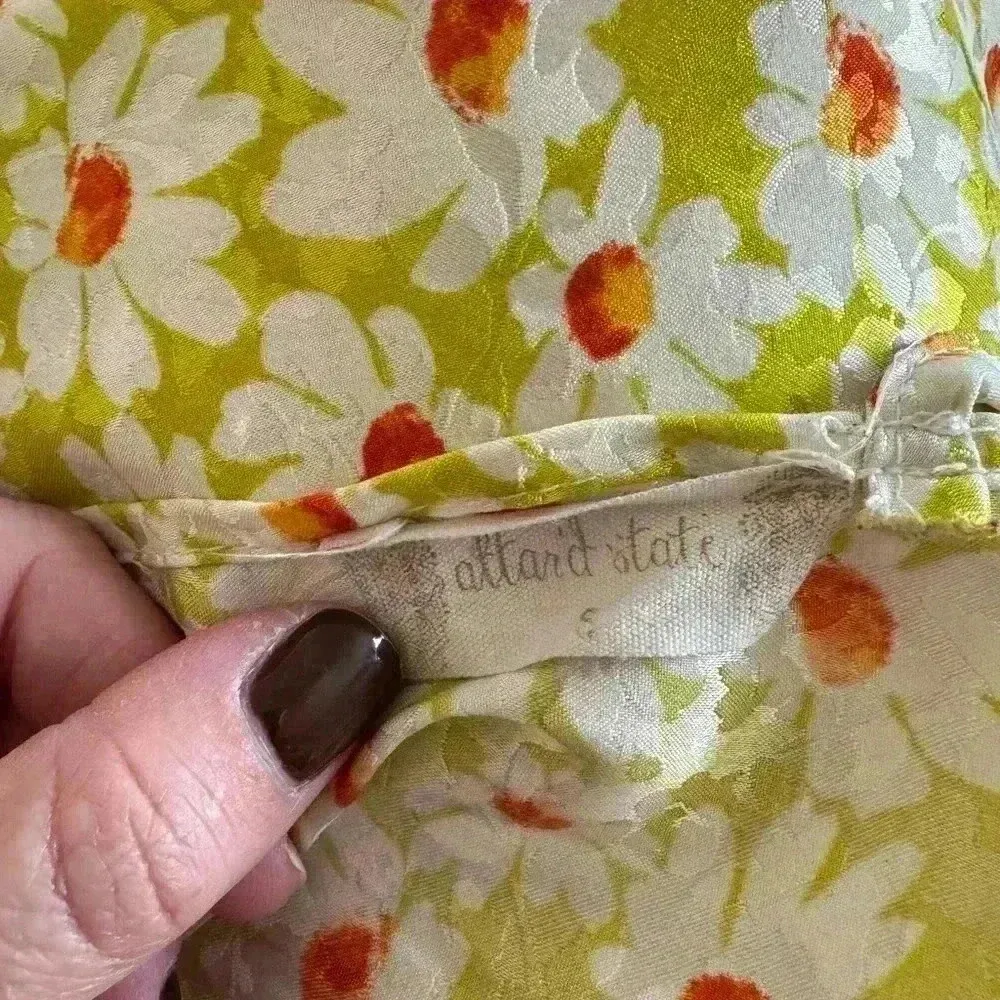 Women's Altar'd State Lime Daisy Floral Triangle Tank Top w/ Tie Back Size Small - Image 3